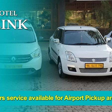 Hotel Clink New Delhi Airport Kültér fotó