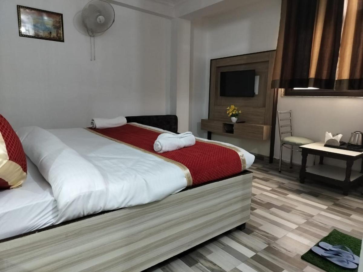 Hotel Clink New Delhi Airport Kültér fotó