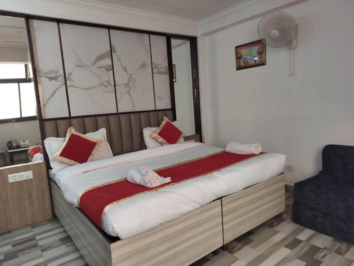 Hotel Clink New Delhi Airport Kültér fotó