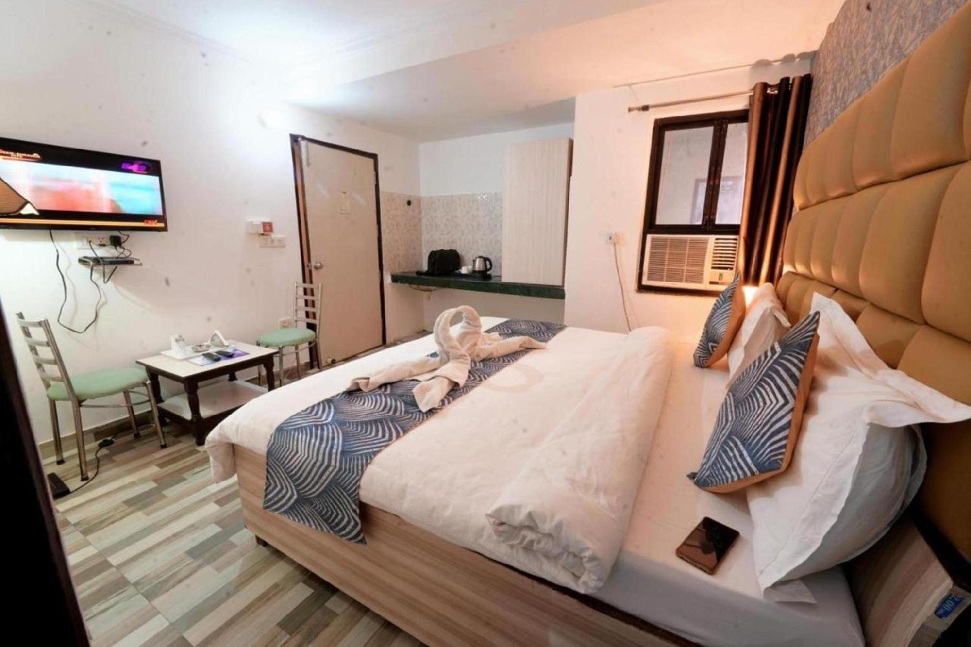 Hotel Clink New Delhi Airport Kültér fotó