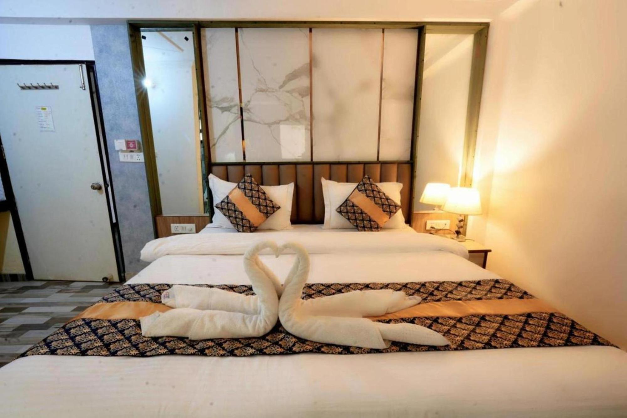 Hotel Clink New Delhi Airport Kültér fotó